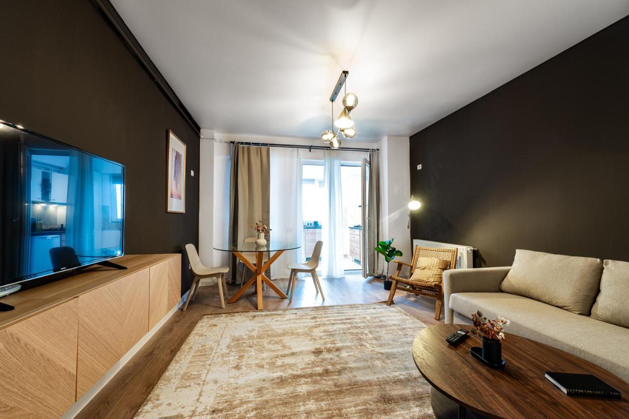 Central Spacious Apartment 506 Bukares Bagian luar foto