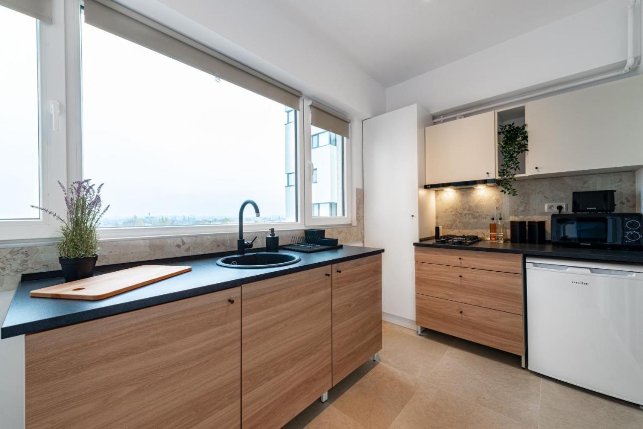 Central Spacious Apartment 506 Bukares Bagian luar foto