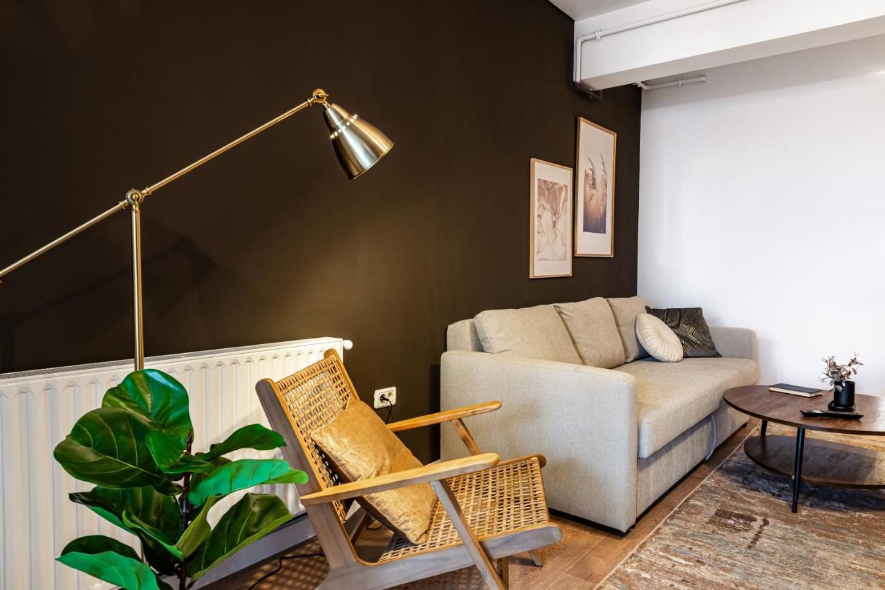 Central Spacious Apartment 506 Bukares Bagian luar foto
