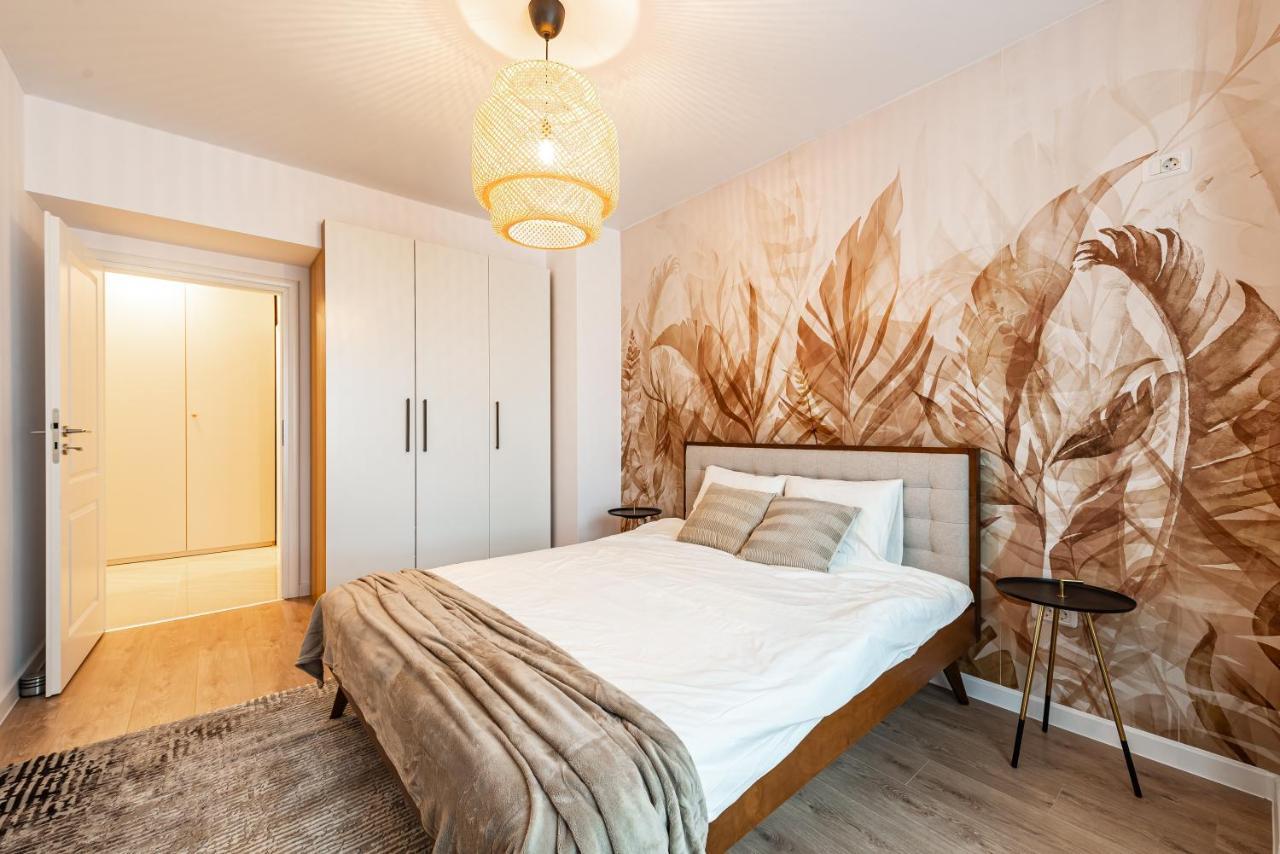 Central Spacious Apartment 506 Bukares Bagian luar foto